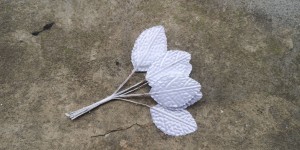 Listki satynowe biale - 2gat. 