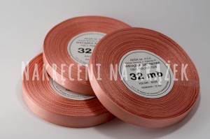 Wstążka satynowa 6mm/32mb - 8028 koralowy jasny